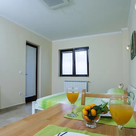 Apartmán Oliva 1 Lozica