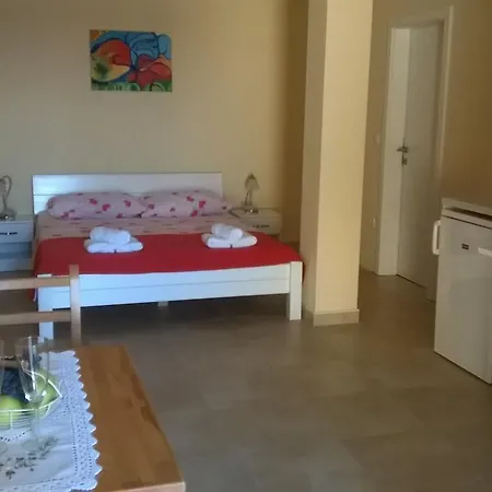 Oliva 1 Lozica *