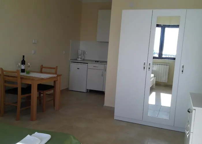 Oliva 1 Lozica 杜布罗夫尼克